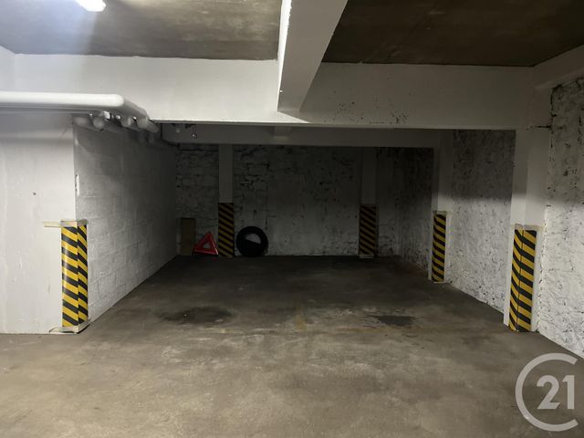 parking à vendre - 18.0 m2 - PARIS - 75015 - ILE-DE-FRANCE - Century 21 Charles Michels